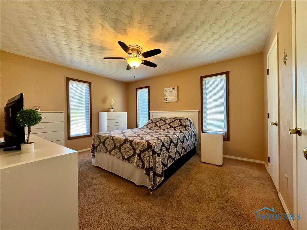 15043 Sponseller Road Defiance, OH 43512 - Photo 15 of 29 Primary Bedroom