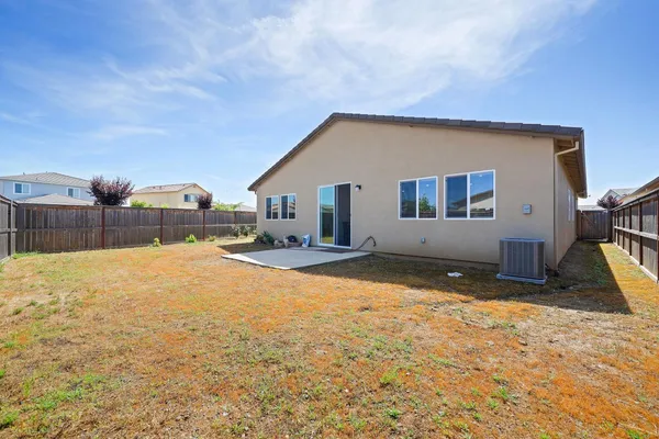 $525,000 | 1398 Elkins Circle, Olivehurst, CA 95961
