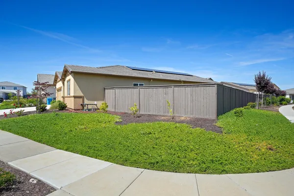 $525,000 | 1398 Elkins Circle, Olivehurst, CA 95961