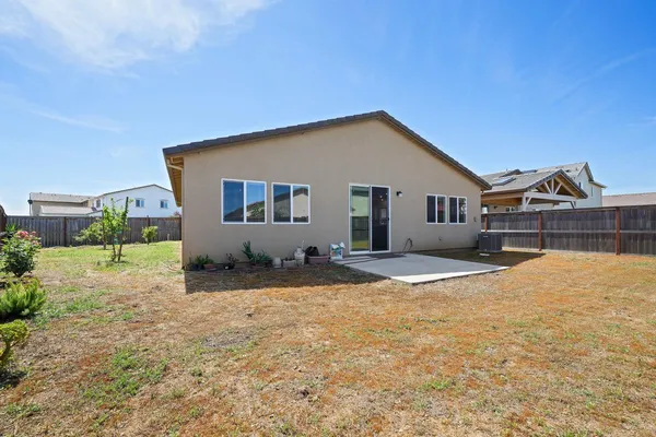 $525,000 | 1398 Elkins Circle, Olivehurst, CA 95961