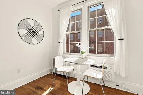 $299,000 | 3022 Wisconsin Avenue Northwest, Unit 208, Washington, DC 20016