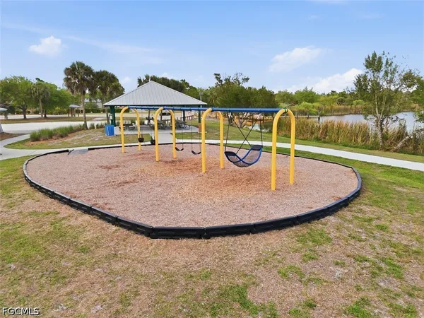 $1,800 | 10087 Amicola Street, Port Charlotte, FL 33981