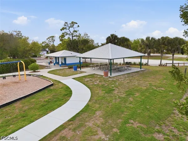 $1,800 | 10087 Amicola Street, Port Charlotte, FL 33981