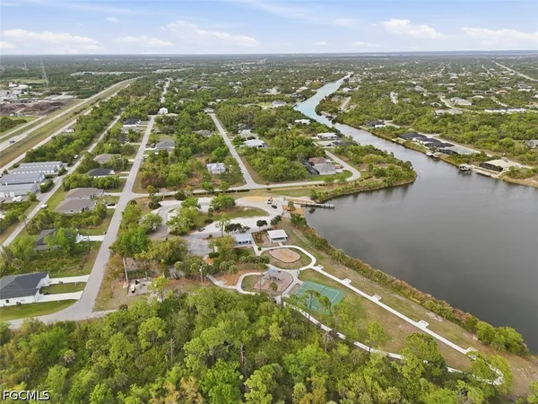 $1,800 | 10087 Amicola Street, Port Charlotte, FL 33981