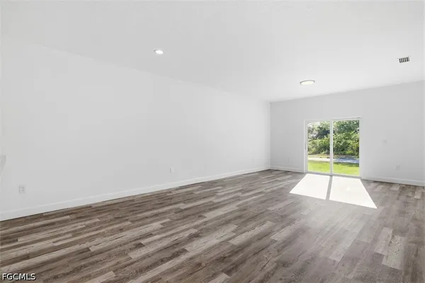 $1,800 | 10087 Amicola Street, Port Charlotte, FL 33981