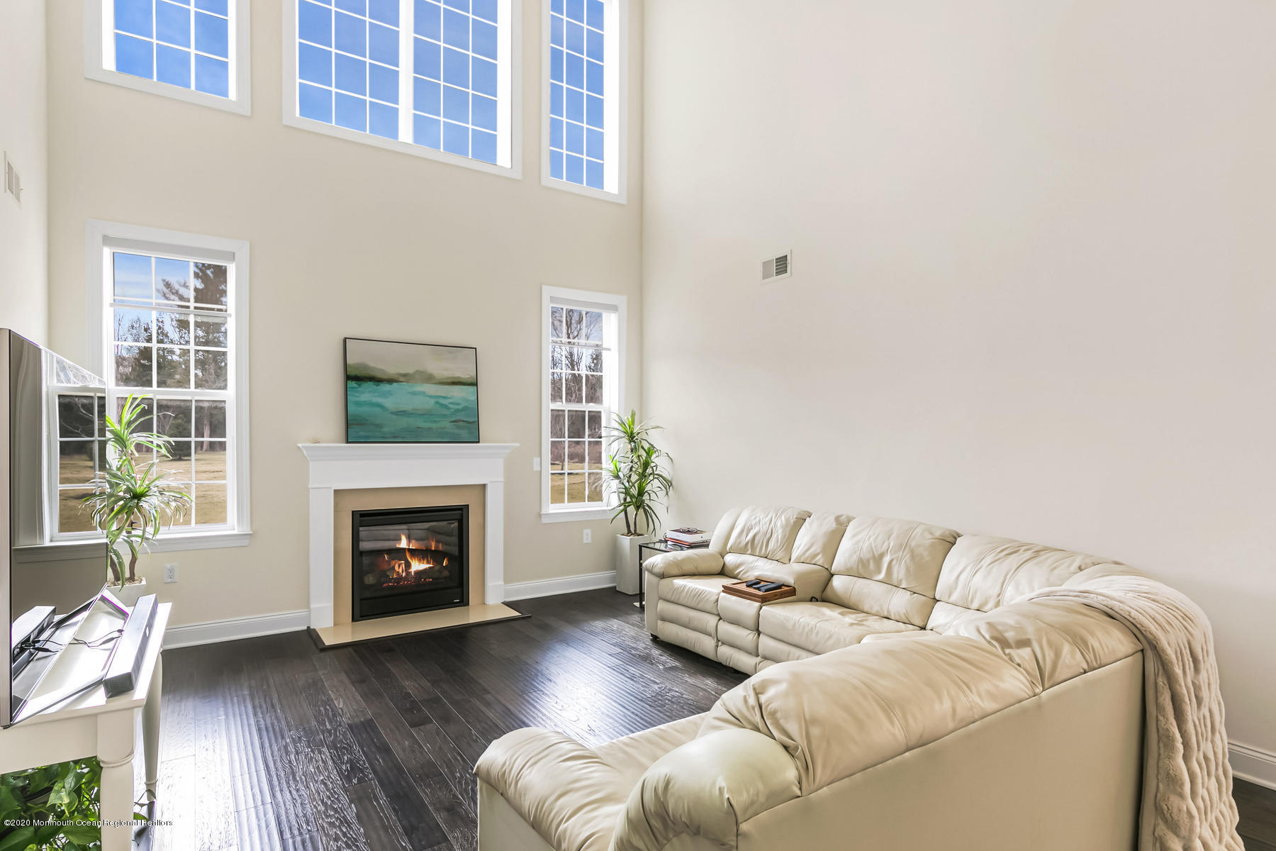 18 Sunset Drive Tinton Falls, NJ 07724 - Photo 8 of 40 Family Room