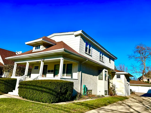 $2,000 | 461 North Northwest Highway, Unit 2, Park Ridge, IL 60068