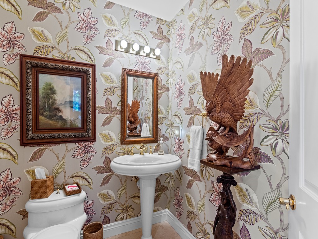 601 North Swim Club Drive, Unit PHB Vero Beach, FL 32963 - Photo 13 of 33