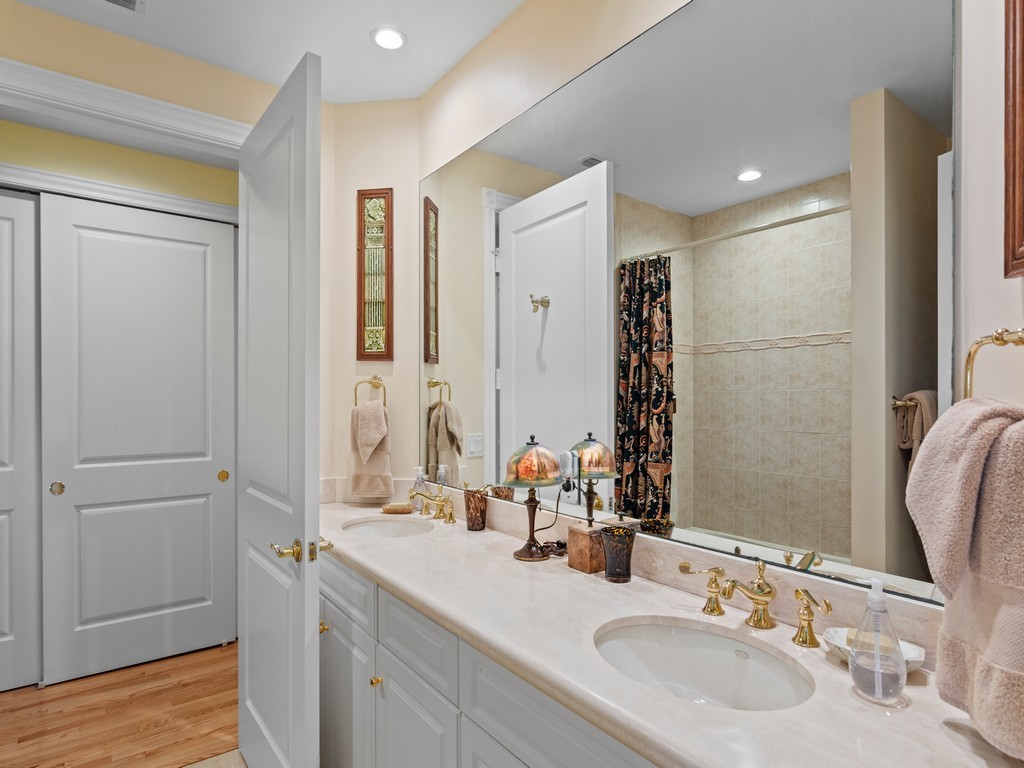 601 North Swim Club Drive, Unit PHB Vero Beach, FL 32963 - Photo 19 of 33