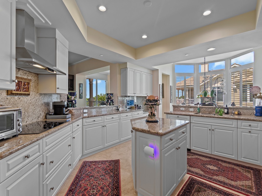 601 North Swim Club Drive, Unit PHB Vero Beach, FL 32963 - Photo 3 of 33