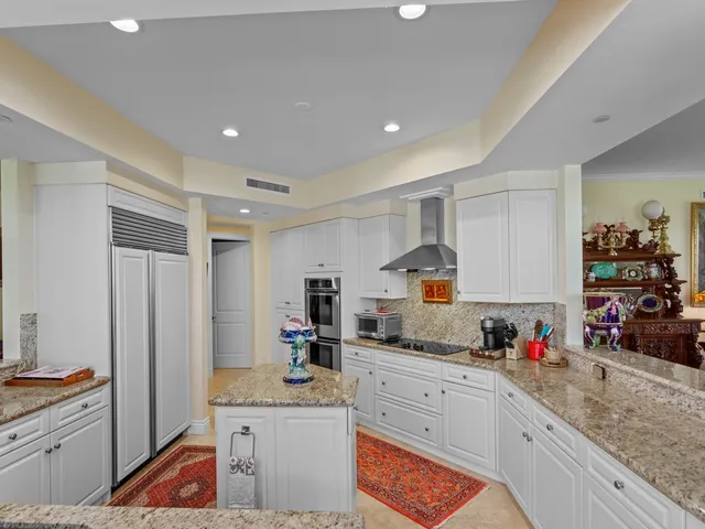 $1,295,000 | 601 North Swim Club Drive, Unit PHB, Vero Beach, FL 32963