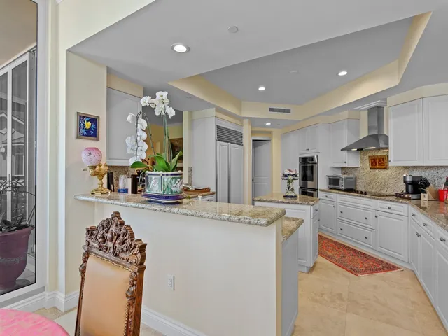 $1,295,000 | 601 North Swim Club Drive, Unit PHB, Vero Beach, FL 32963