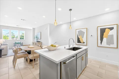 $1,198,000 | 1340 Civic Center Drive, Unit 4, Santa Clara, CA 95050