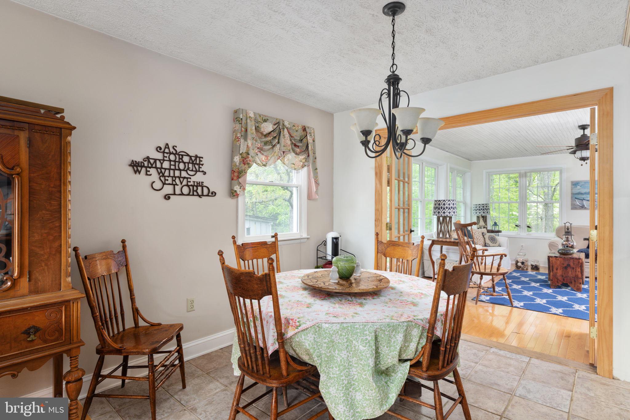 416 Boliver Road Fort Valley, VA 22652 - Photo 3 of 49