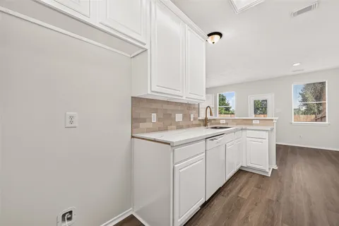 $205,000 | 3211 Atherton Canyon Lane, Houston, TX 77014