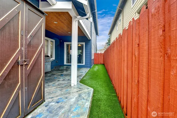 $740,000 | 7402 Olympic Drive, Everett, WA 98203