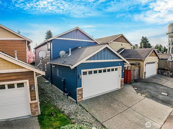 $740,000 | 7402 Olympic Drive, Everett, WA 98203