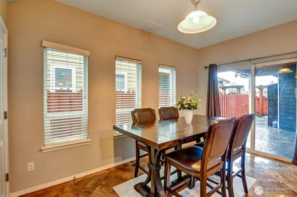 $740,000 | 7402 Olympic Drive, Everett, WA 98203