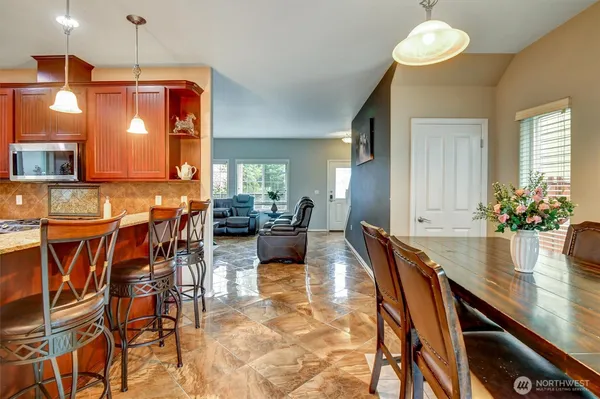 $740,000 | 7402 Olympic Drive, Everett, WA 98203