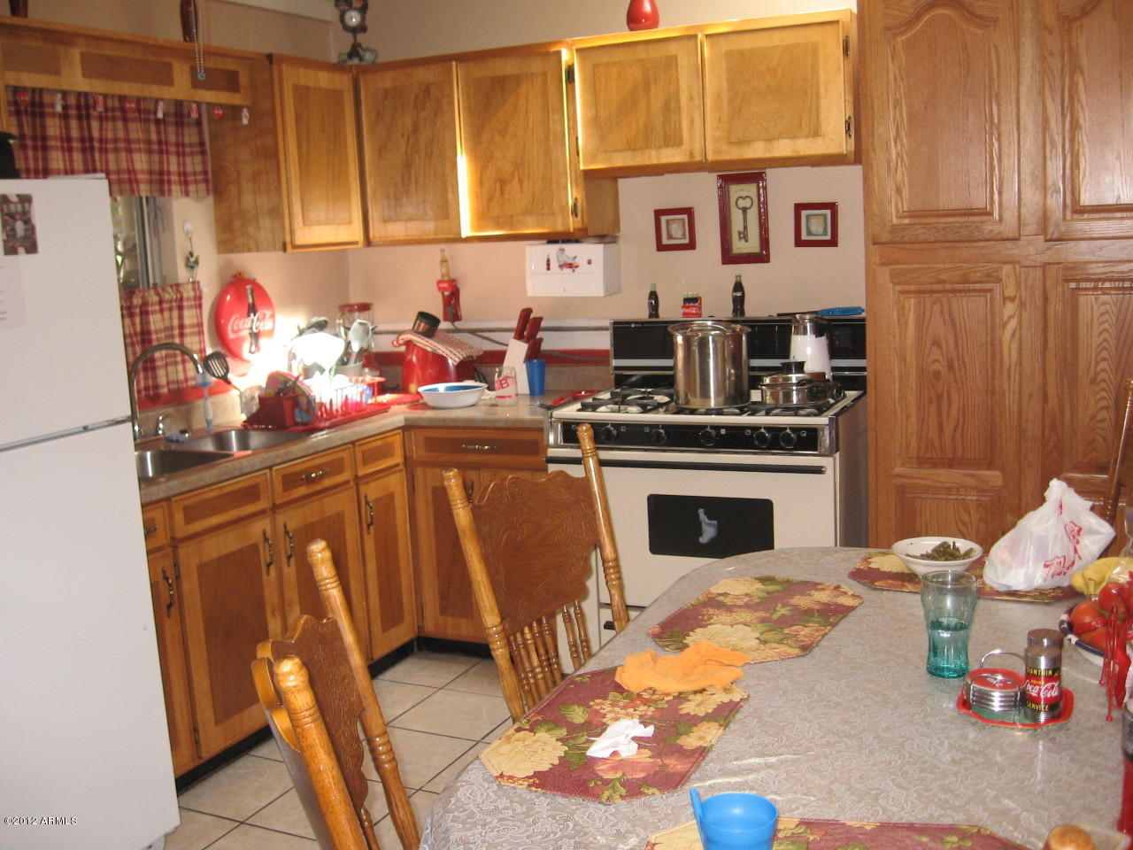 1840 West Chipman Road Phoenix, AZ 85041 - Photo 3 of 10 KITCHEN