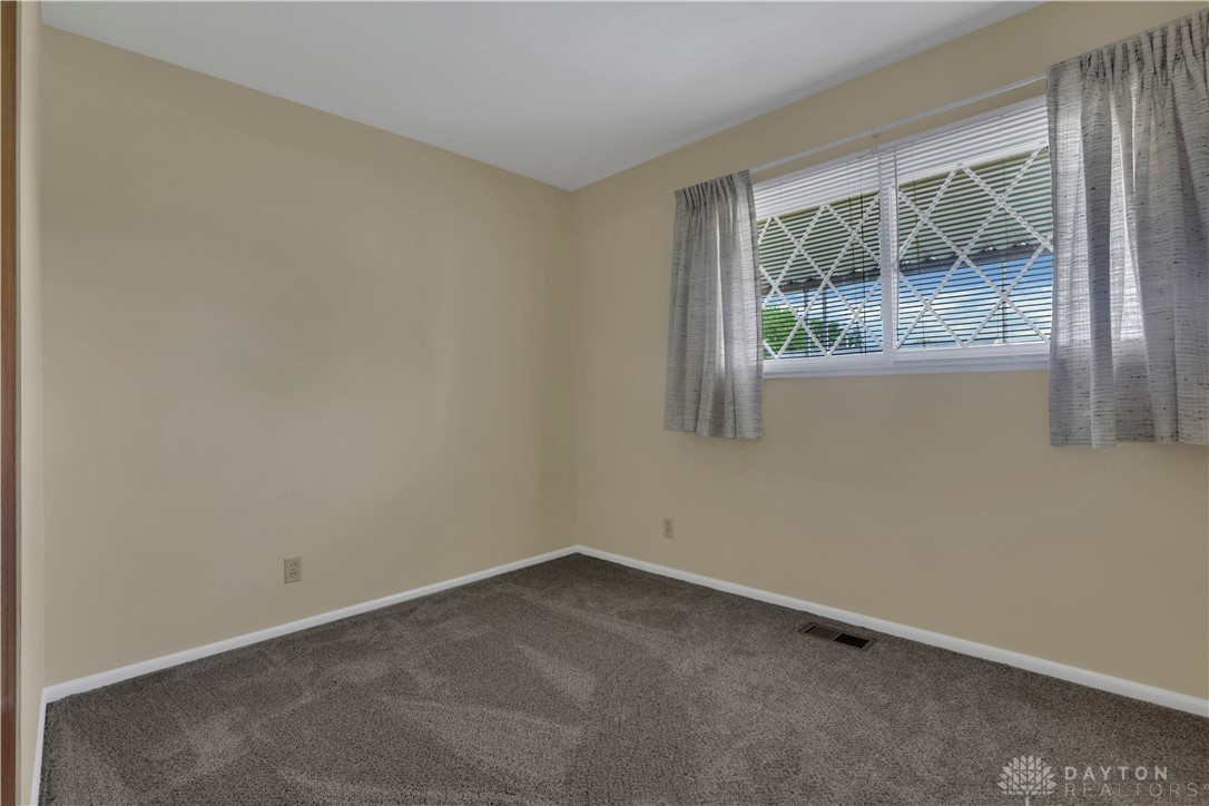 427 Knickerbocker Avenue Springfield, OH 45506 - Photo 39 of 59 Gallery Image 39