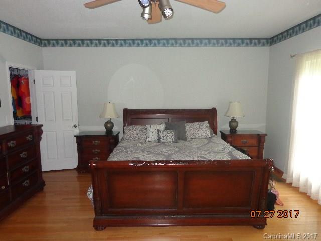 471 Early Dietz Road Sylva, NC 28779 - Photo 6 of 27 Gallery Image 6