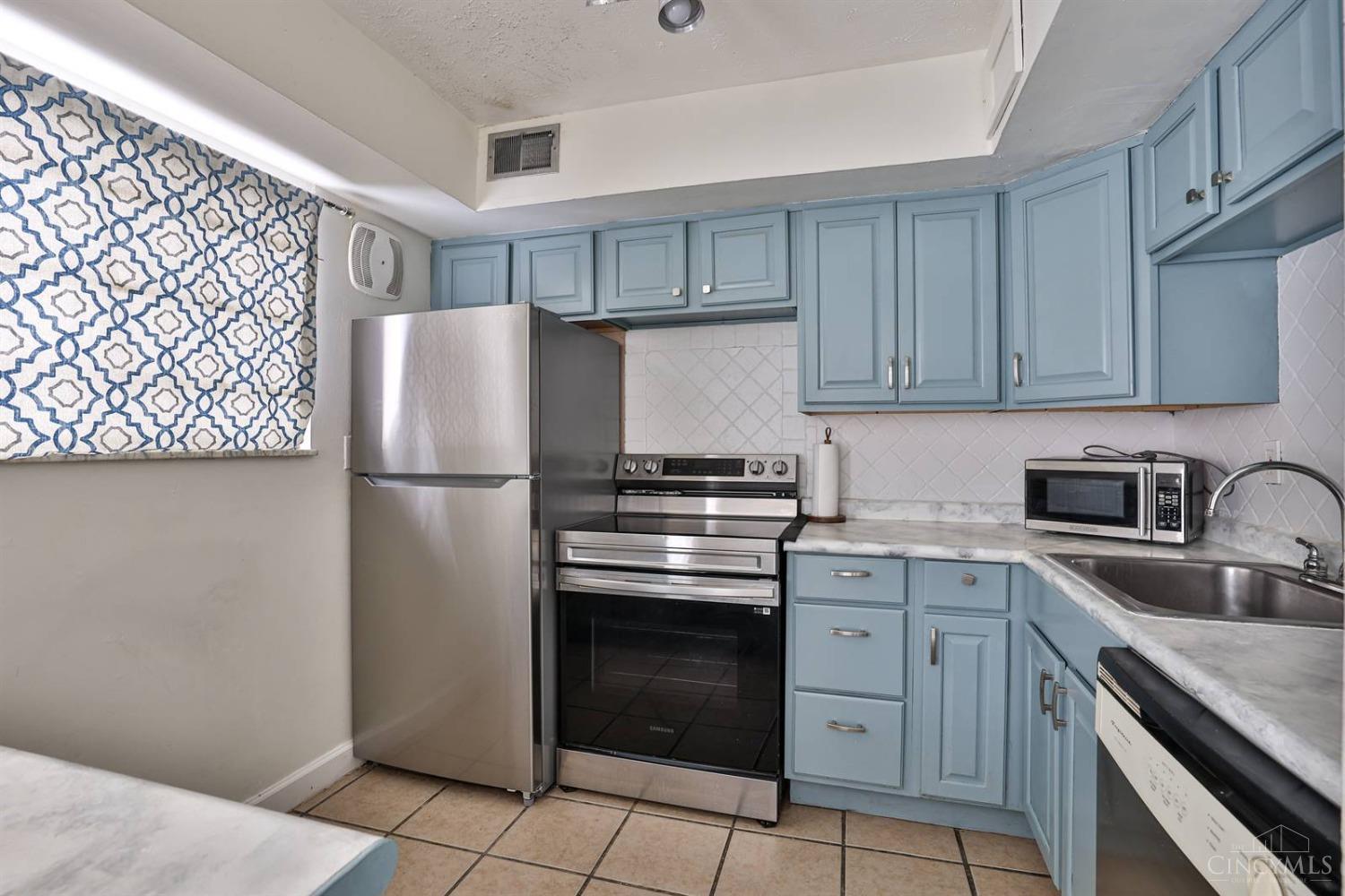 7752 Montgomery Road, Unit 56 Cincinnati, OH 45236 - Photo 9 of 29