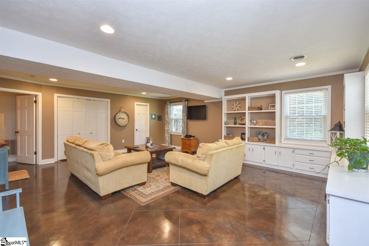 101 Stone Ridge Court Greer, SC 29650 - Photo 17 of 31 Gallery Image 17