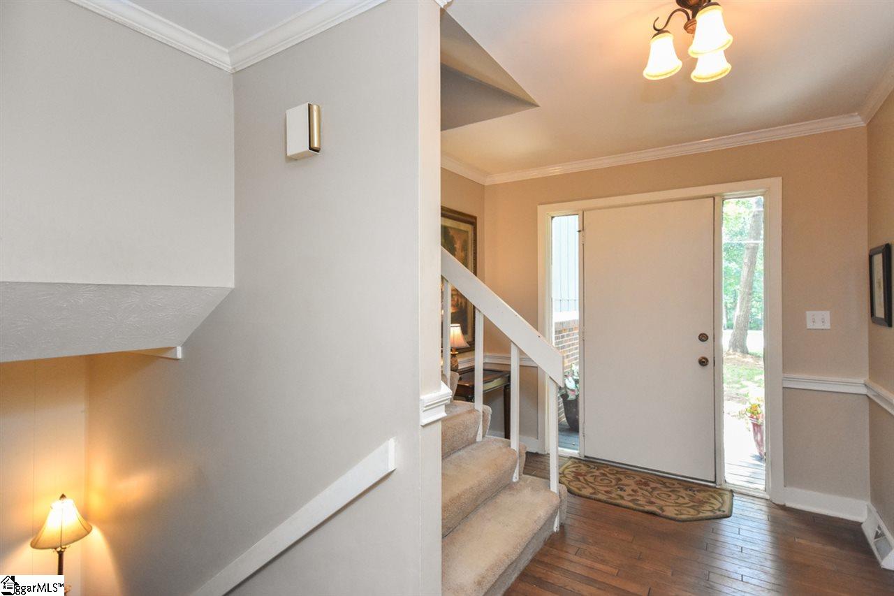 101 Stone Ridge Court Greer, SC 29650 - Photo 4 of 31 Gallery Image 4