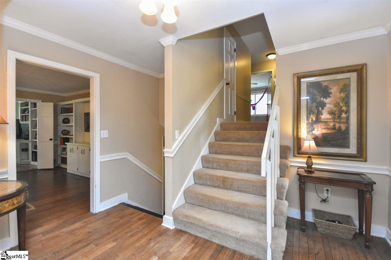 101 Stone Ridge Court Greer, SC 29650 - Photo 5 of 31 Gallery Image 5