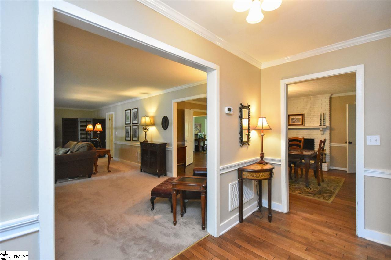 101 Stone Ridge Court Greer, SC 29650 - Photo 7 of 31 Gallery Image 7