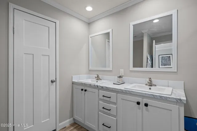 $265,000 | 139 Barbee Street, Harkers Island, NC 28531