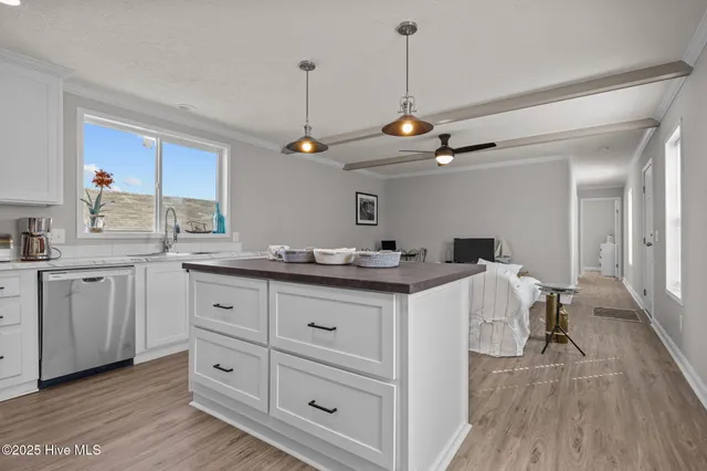 $265,000 | 139 Barbee Street, Harkers Island, NC 28531