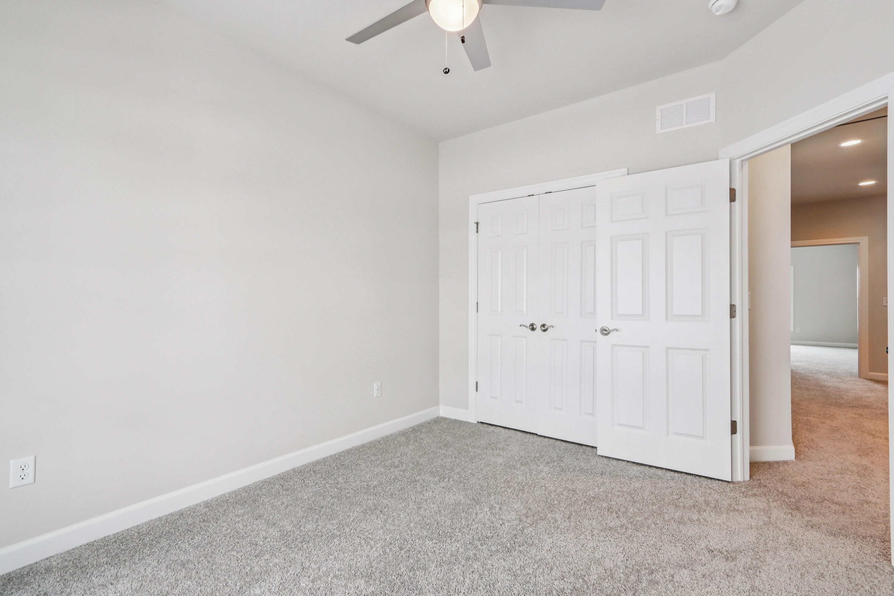 527 North Boulder Ridge Drive Lake Geneva, WI 53147 - Photo 28 of 41 SR 114 Newberry II PRINT IMAGES (30)