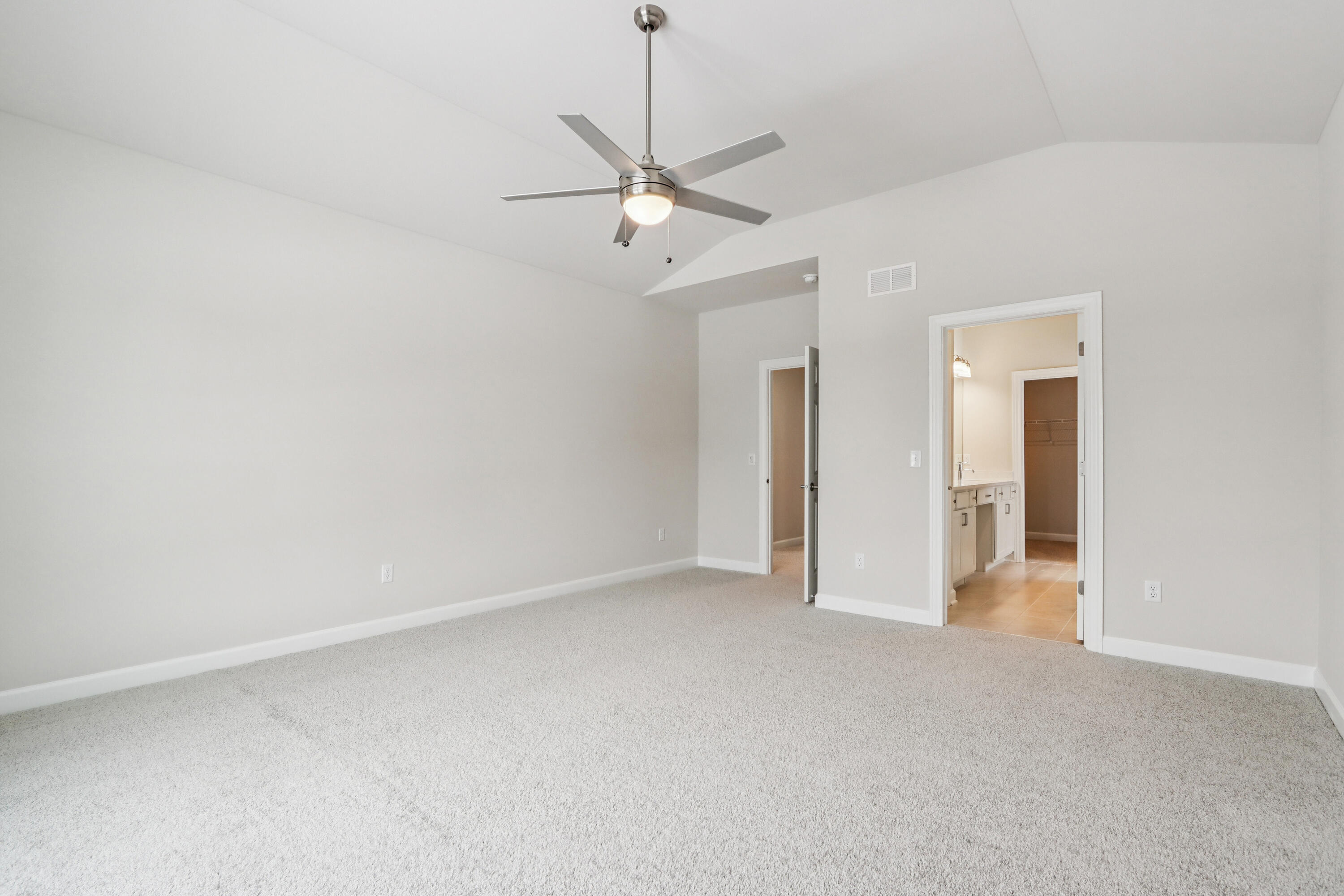 527 North Boulder Ridge Drive Lake Geneva, WI 53147 - Photo 31 of 41 SR 114 Newberry II PRINT IMAGES (39)