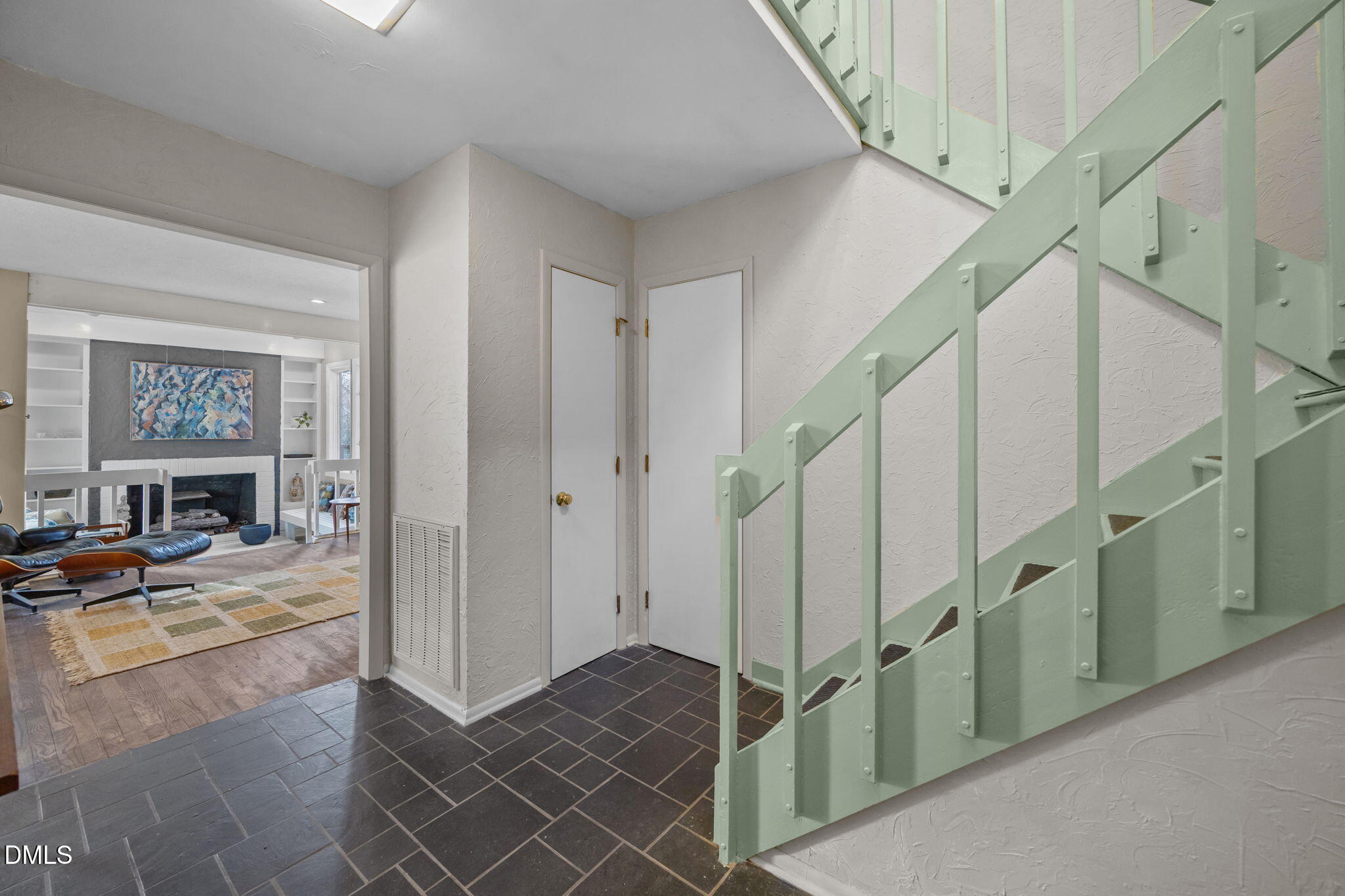 1108 Hemingway Drive Raleigh, NC 27609 - Photo 7 of 68 Entry Way