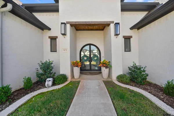 $1,145,000 | 1572 Maple Lane, Tyler, TX 75703