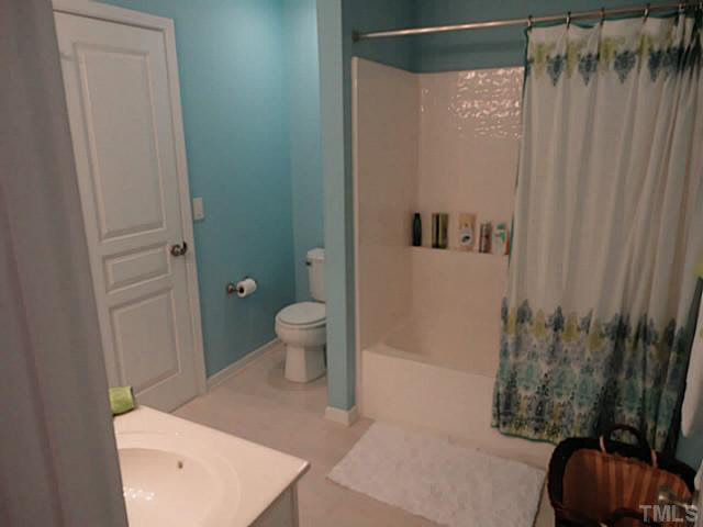 2530 Asher View Court Raleigh, NC 27606 - Photo 21 of 25 LARGE FULL BATH UPSTAIRS AND EXTRA STORAGE