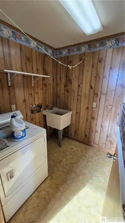 $199,000 | 250 Townsend Street, Dunkirk, NY 14048