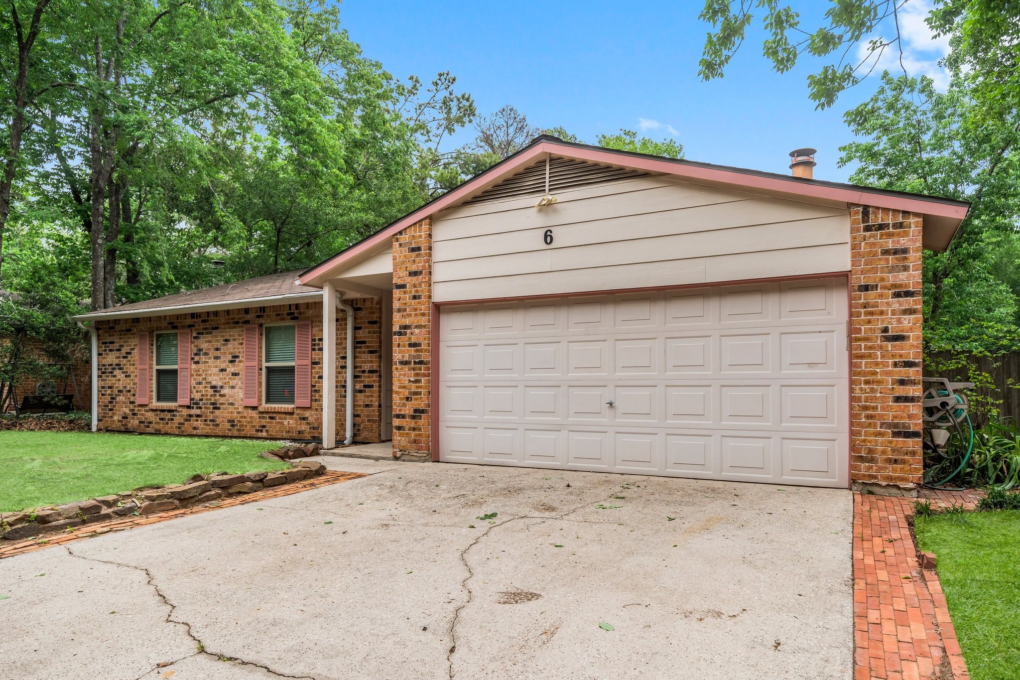 6 Raven Ridge Lane Spring, TX 77380 - Photo 4 of 39