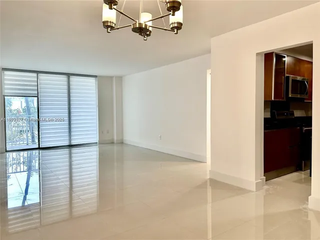 $2,650 | 2851 Northeast 183rd Street, Unit 109E, Aventura, FL 33160