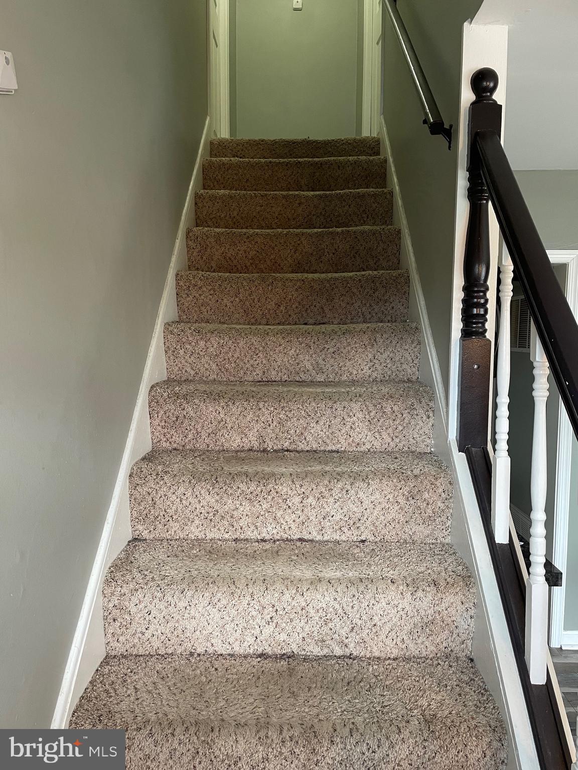 817 Templecliff Road Pikesville, MD 21208 - Photo 14 of 21 Stairwell to Upper Level