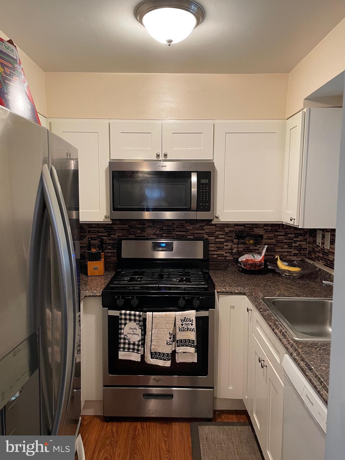 817 Templecliff Road Pikesville, MD 21208 - Photo 7 of 21 Kitchen