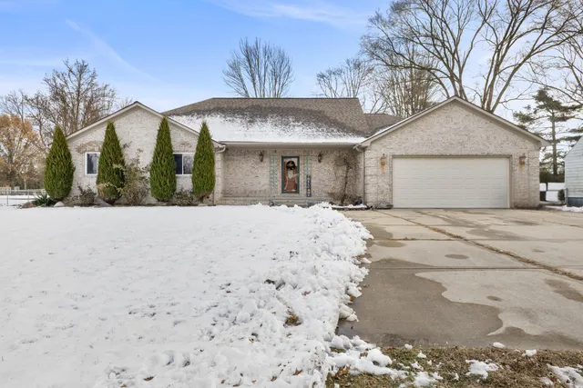$359,900 | 39340 Hamon Street, Harrison Township, MI 48045
