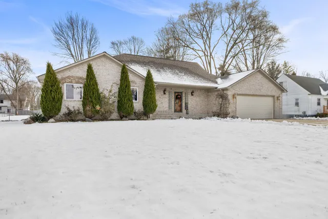 $359,900 | 39340 Hamon Street, Harrison Township, MI 48045