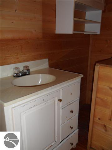 1522 County Line Road East Kingsley, MI 49649 - Photo 12 of 19 1740144-11.JPG