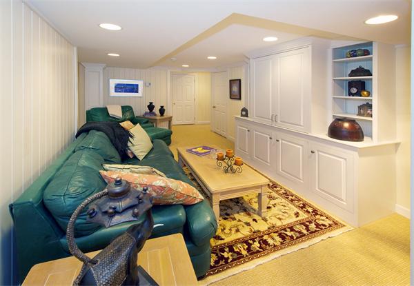 7 Appian Drive Wellesley, MA 02481 - Photo 19 of 20