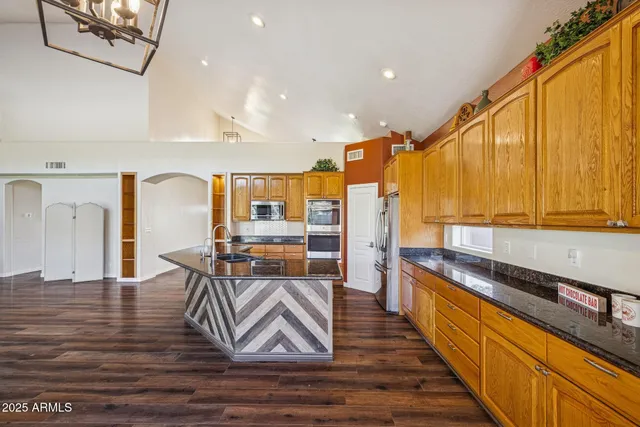 $945,000 | 780 North Bristol Lane, Gilbert, AZ 85234