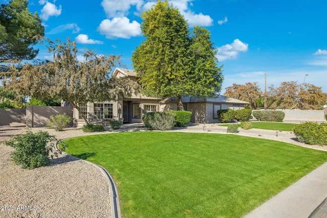 $945,000 | 780 North Bristol Lane, Gilbert, AZ 85234