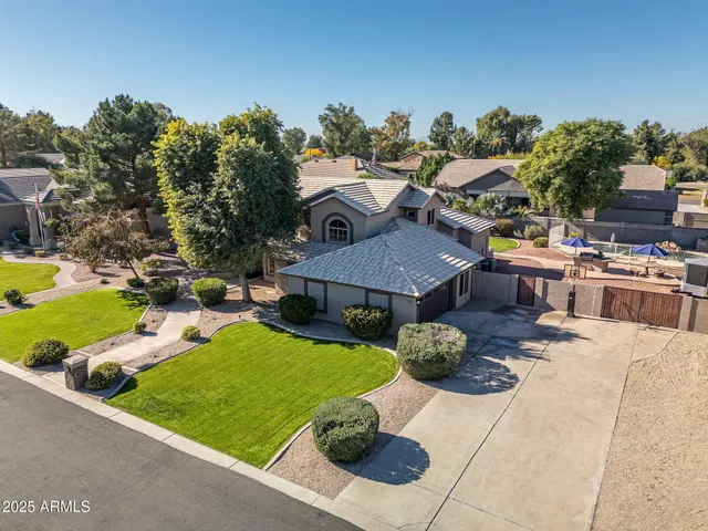 $945,000 | 780 North Bristol Lane, Gilbert, AZ 85234